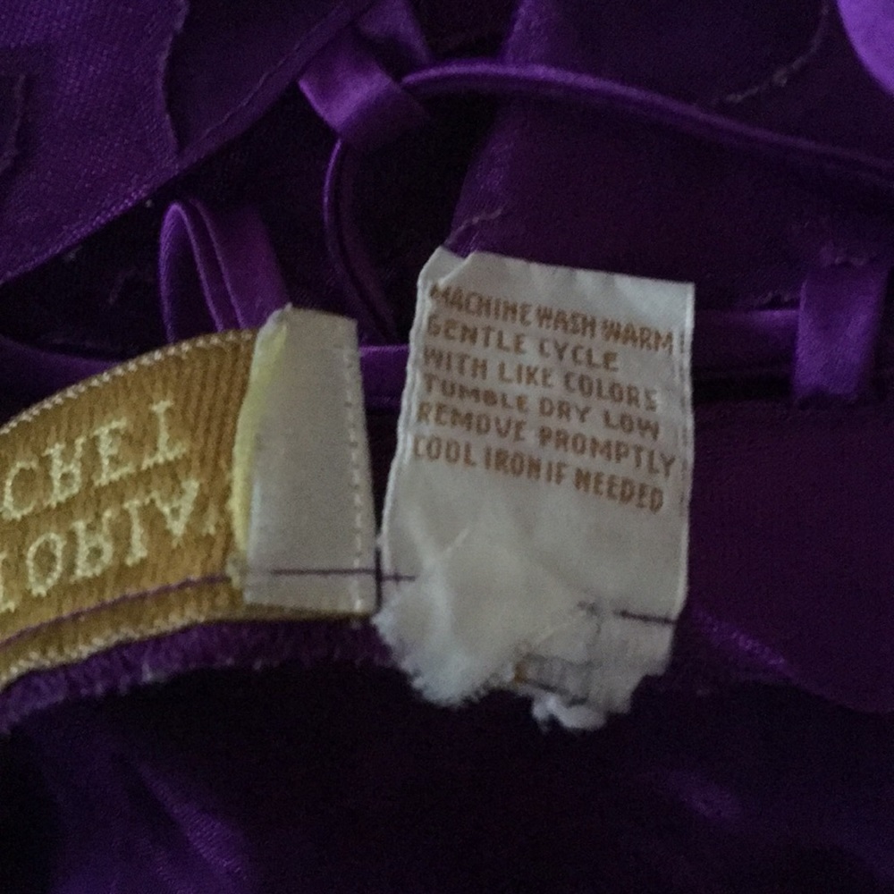 Gorgeous Victoria’s Secret Lace Up Chemise Nightgown Beautiful Purple EUC - Picture 6 of 8